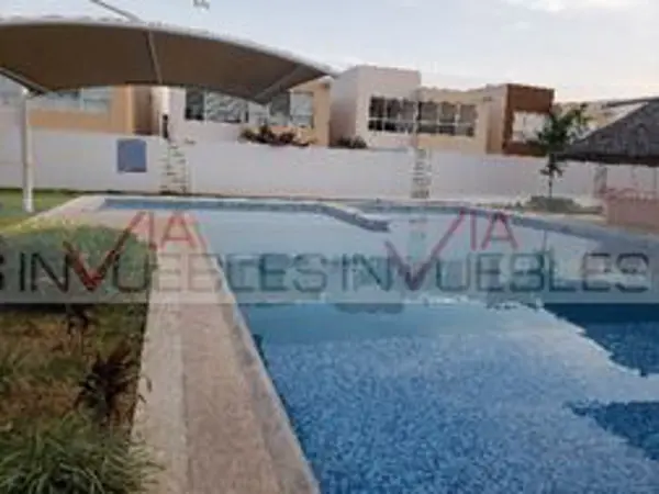 Casa en venta en Crystal Lagoons, Apodaca — foto 2 de 18