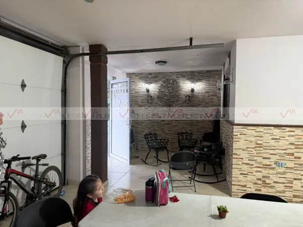 Casa en venta en Mitras Poniente, García — foto 2 de 21