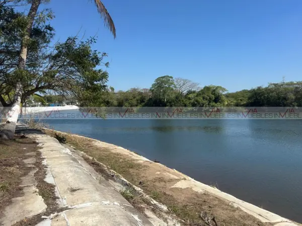Terreno en venta en El Tejar, Medellín de Bravo — foto 2 de 12