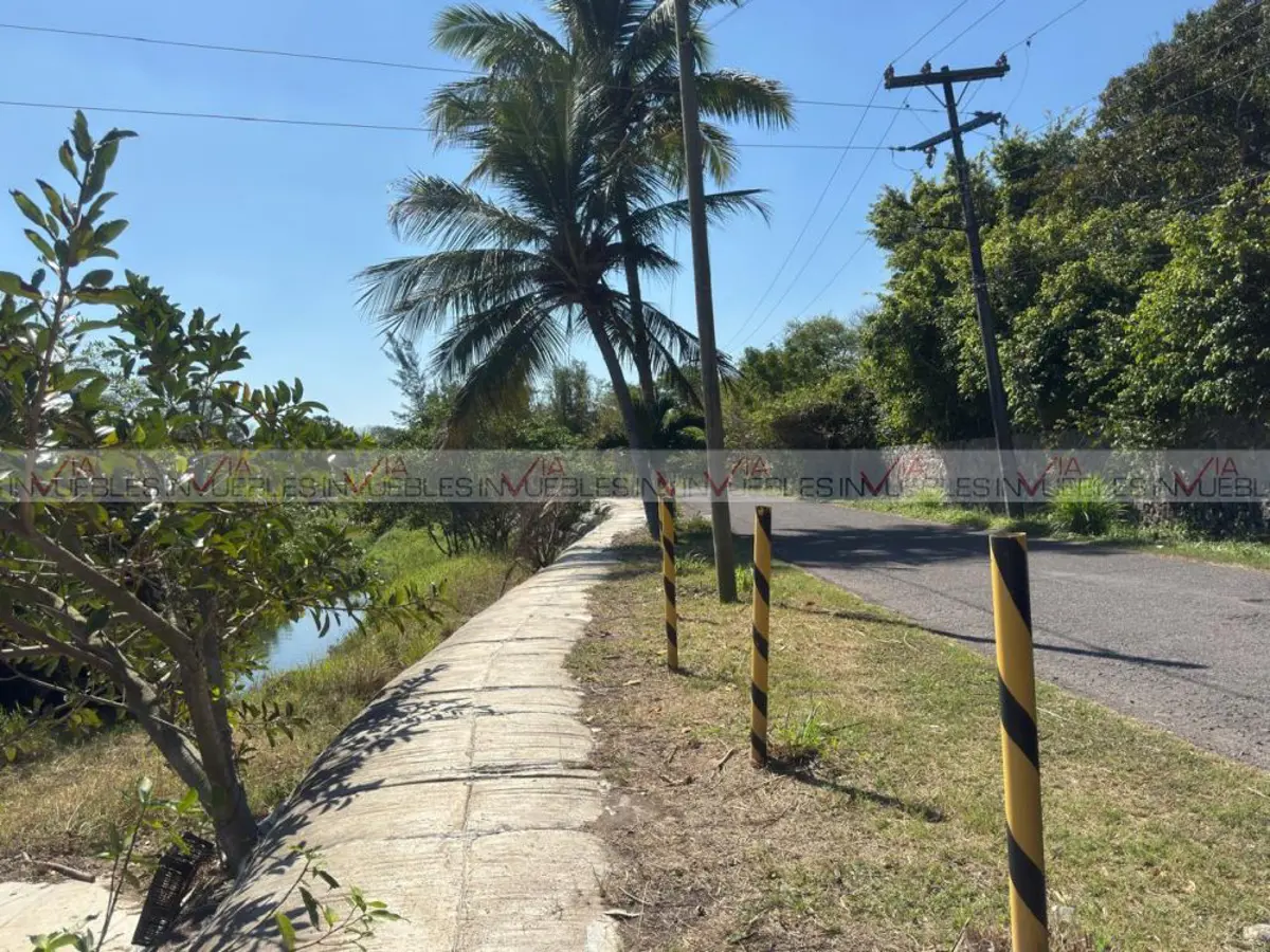 Terreno en venta en El Tejar, Medellín de Bravo — foto 1 de 12