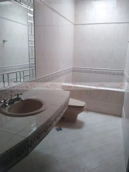 Casa en venta en San Nicolás de los Garza Centro, San Nicolás de los Garza — foto 3 de 8