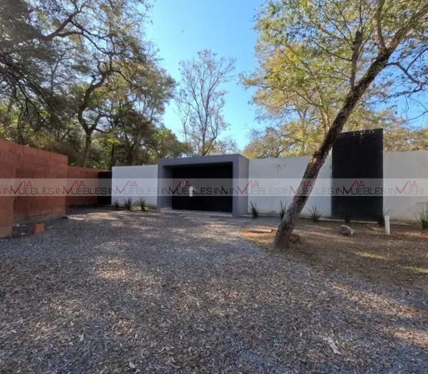 Casa en venta en Congregación Calles, Montemorelos — foto 2 de 18