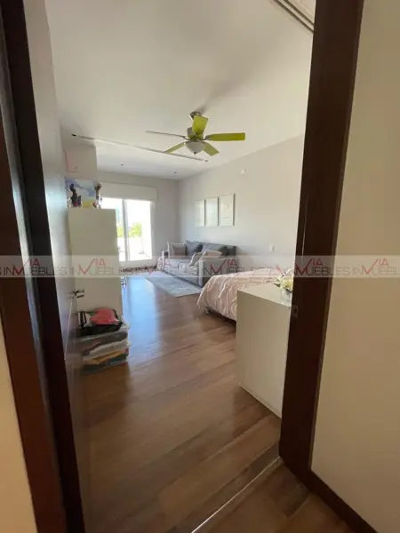 Casa en venta en Zona Valle Oriente, San Pedro Garza García — foto 3 de 15