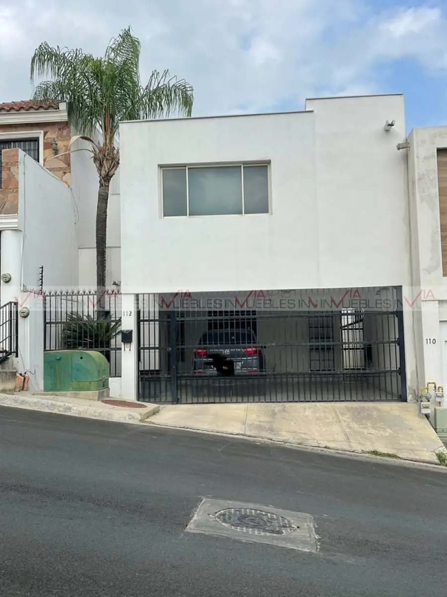 Casa en renta en Satélite Acueducto Sexto Sector, Monterrey — foto 1 de 36