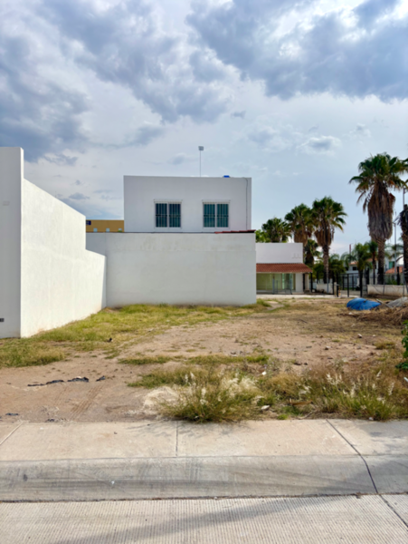 Terreno en venta en Misión Privadas Residenciales, Irapuato — foto 2 de 8