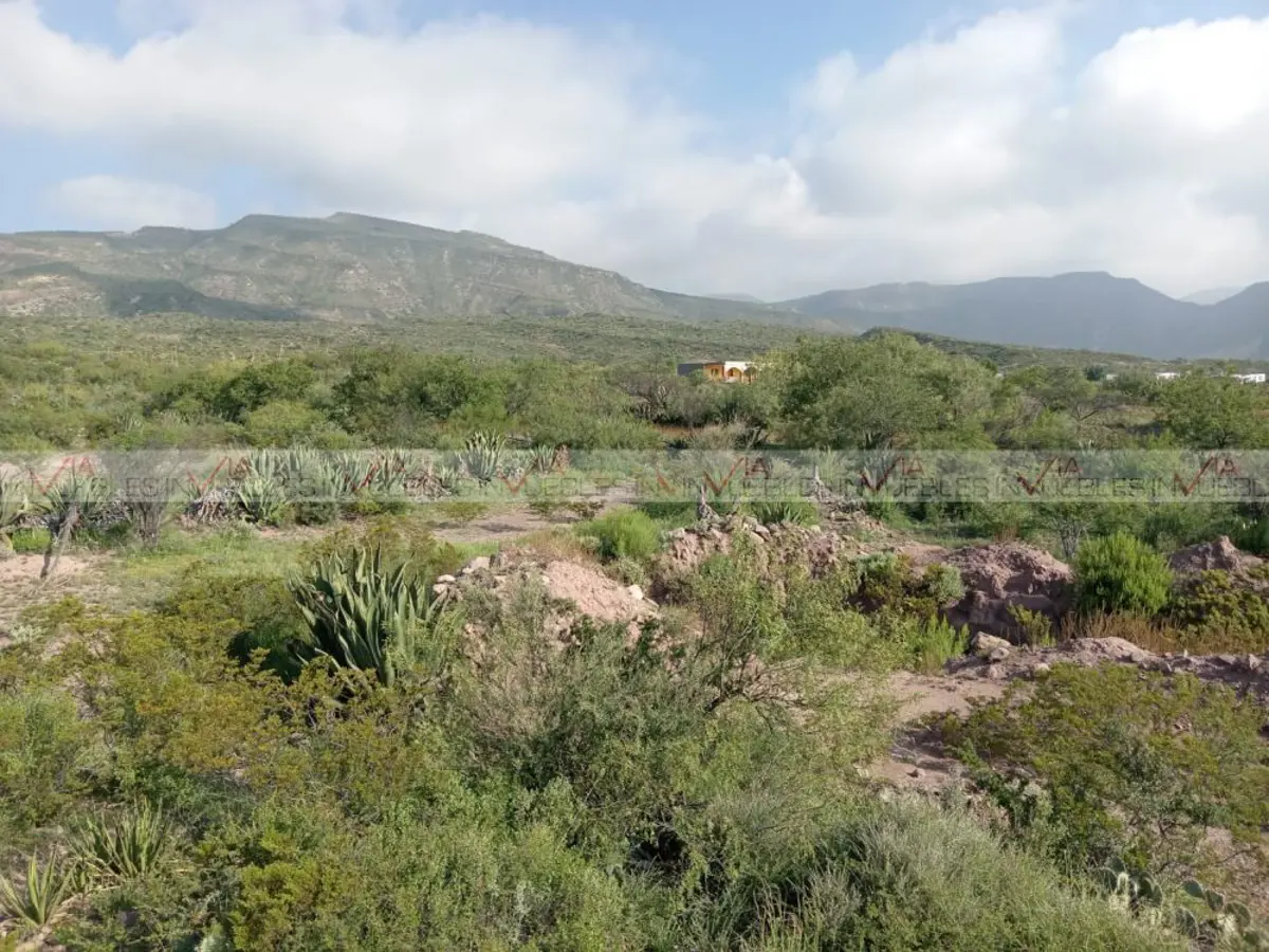Terreno en venta en Llanos de la Unión, Saltillo — foto 1 de 24