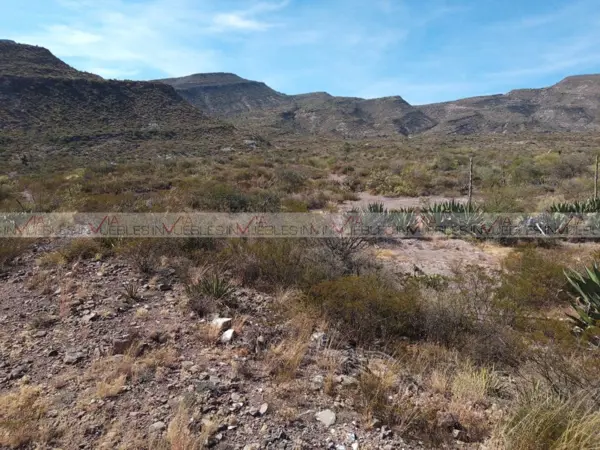 Terreno en venta en Llanos de la Unión, Saltillo — foto 3 de 24