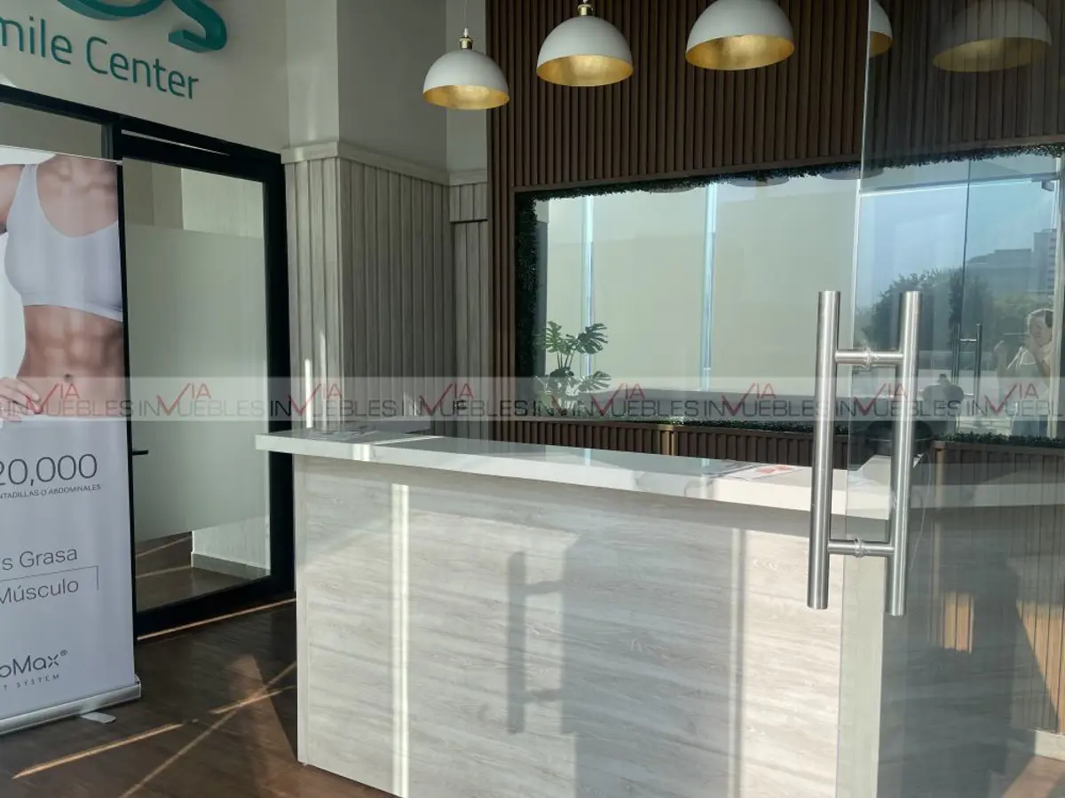 Local en venta en Del Valle, San Pedro Garza García — foto 1 de 12