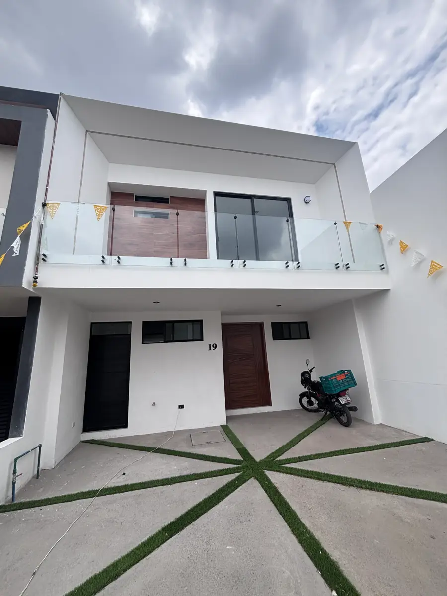 Casa en venta en Cuatro Caminos, Cuautlancingo — foto 1 de 10