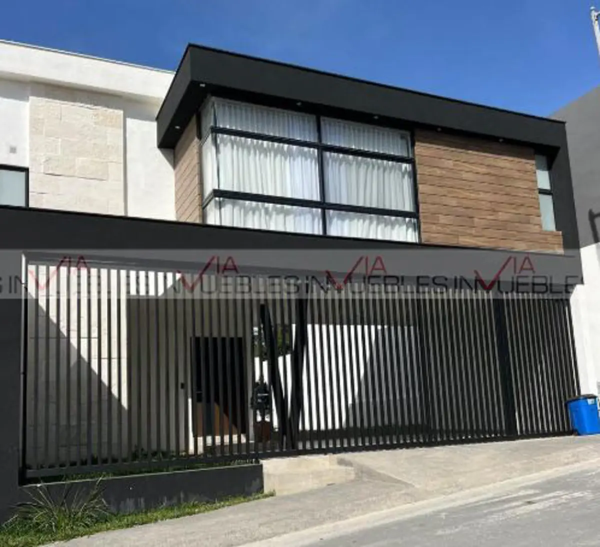 Casa en venta en Castaños del Vergel, Monterrey — foto 1 de 14