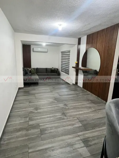 Casa en venta en Mitras Poniente, García — foto 3 de 13