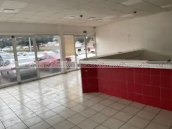 Local en renta en Las Brisas, Monterrey — foto 3 de 9