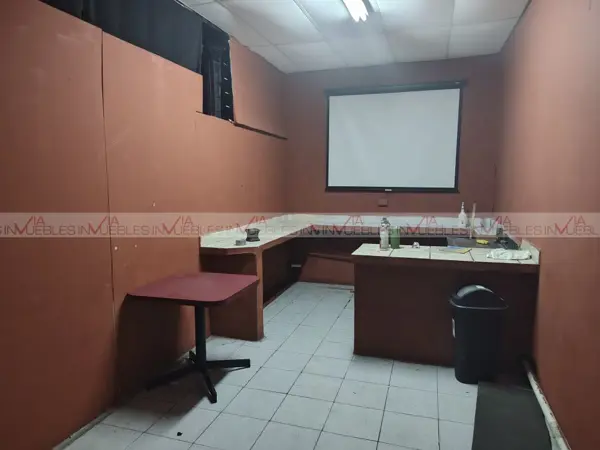 Local en renta en Arboledas de San Jorge, San Nicolás de los Garza — foto 2 de 8