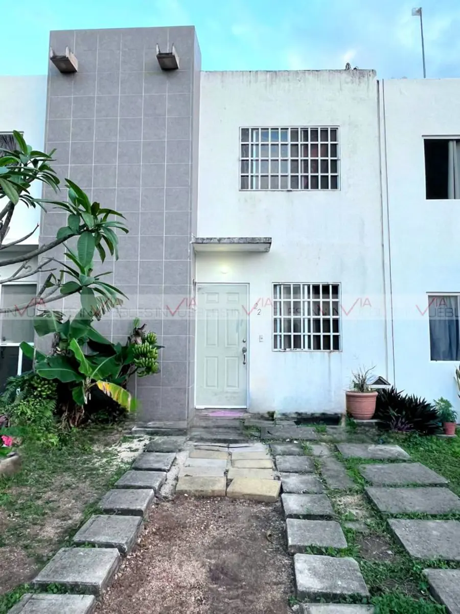 Casa en venta en Los Olivos, Playa del Carmen — foto 1 de 8