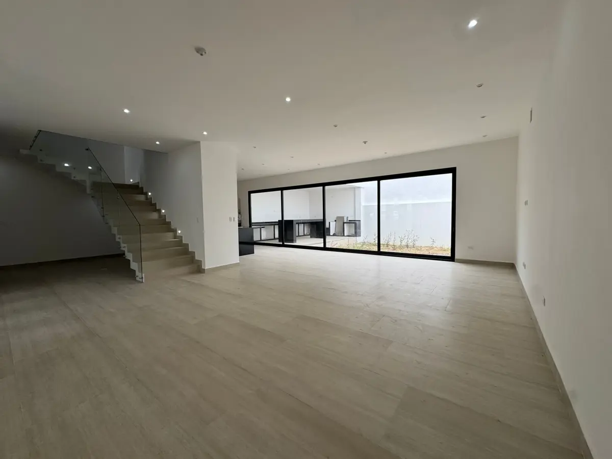 Casa en venta en Castaños del Vergel, Monterrey — foto 1 de 9