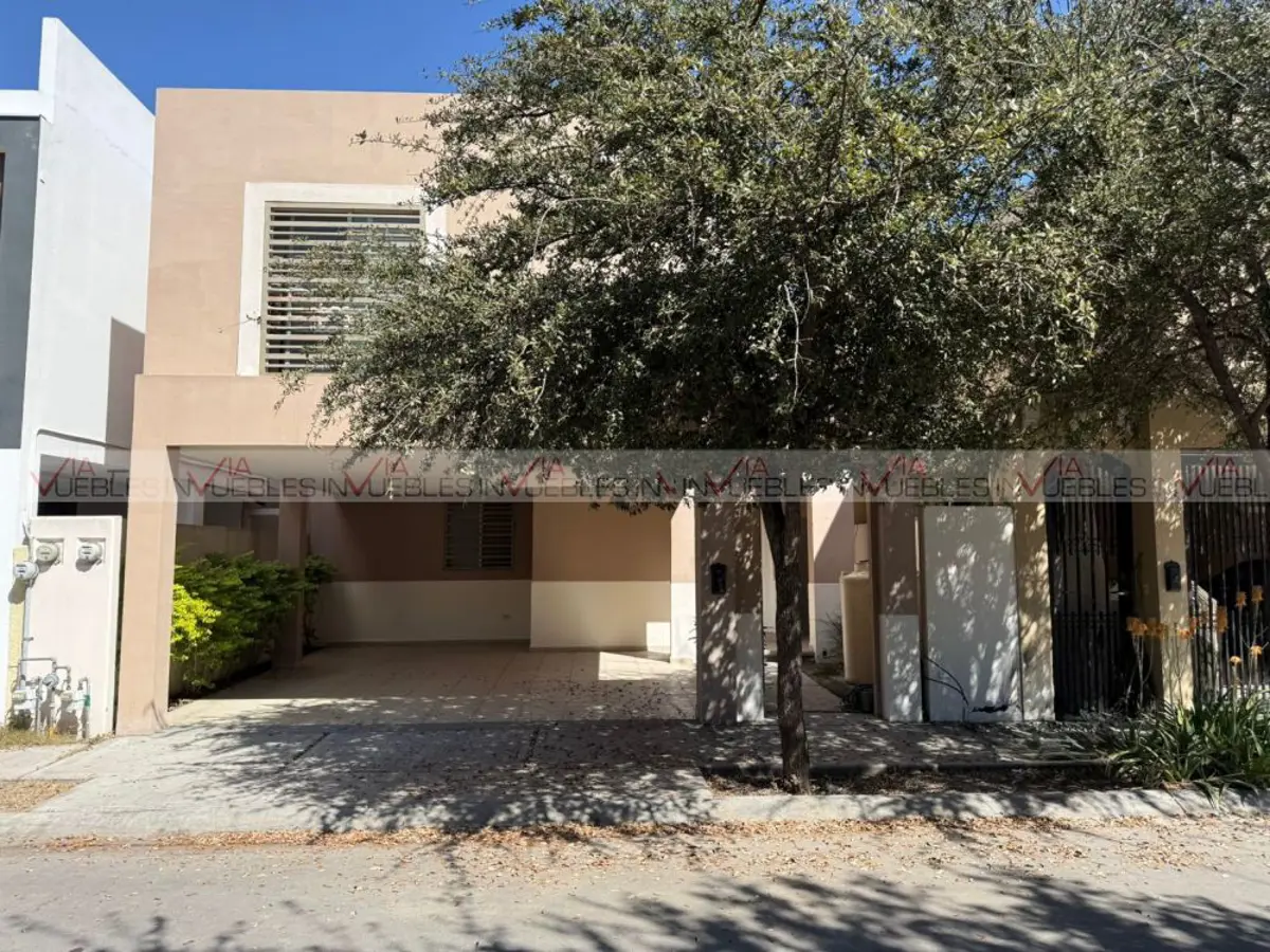 Casa en renta en Anáhuac Campoamor, General Escobedo — foto 1 de 12