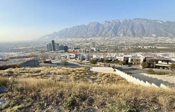 Terreno en venta en Residencial Cordillera, Santa Catarina — foto 2 de 8