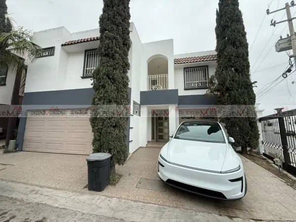 Casa en renta en Residencial Pinos, General Escobedo — foto 2 de 22