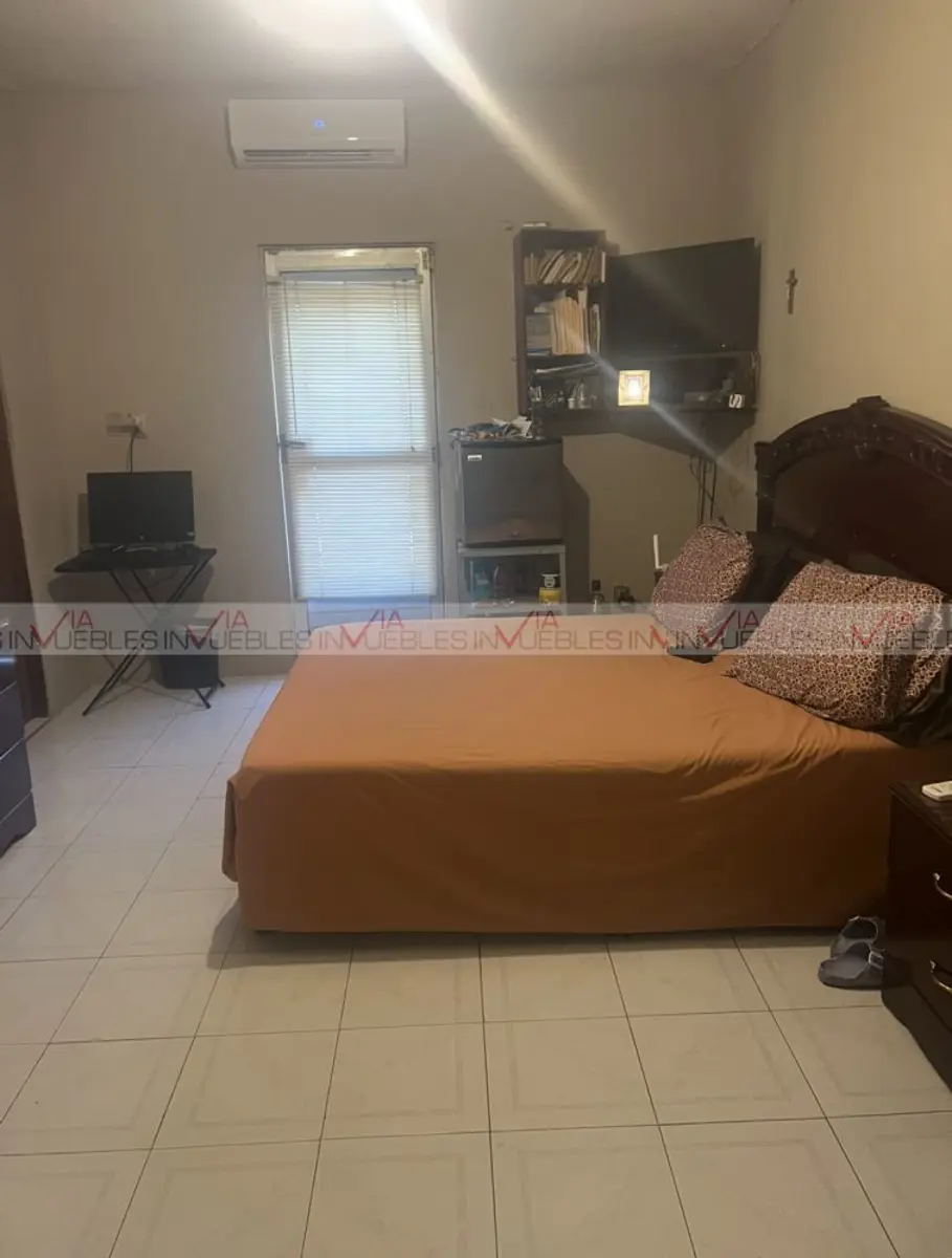 Casa en venta en Las Cumbres, Monterrey — foto 1 de 9