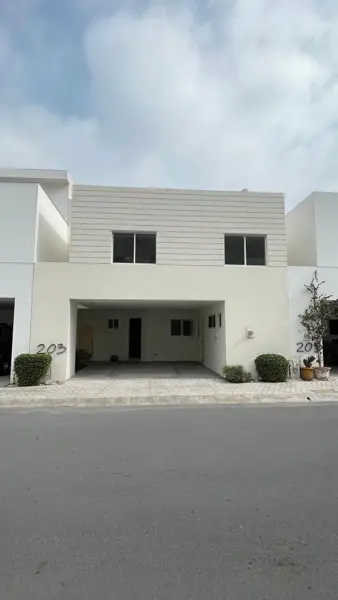 Casa en renta en Ventanas de la Huasteca, Santa Catarina — foto 2 de 33