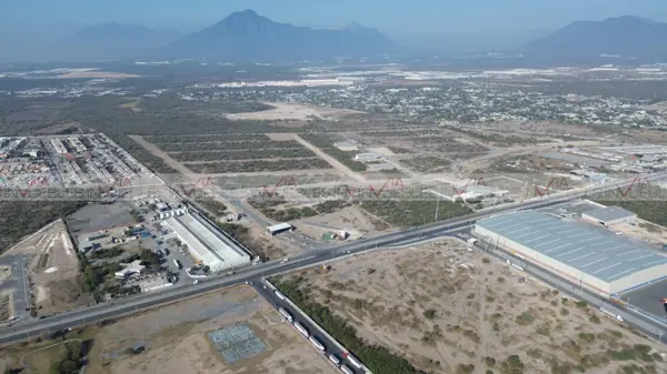 Terreno en venta en Bosques de los Nogales, Salinas Victoria — foto 2 de 8