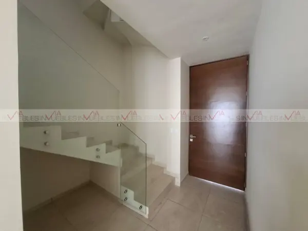 Casa en venta en Santoral, García — foto 3 de 14