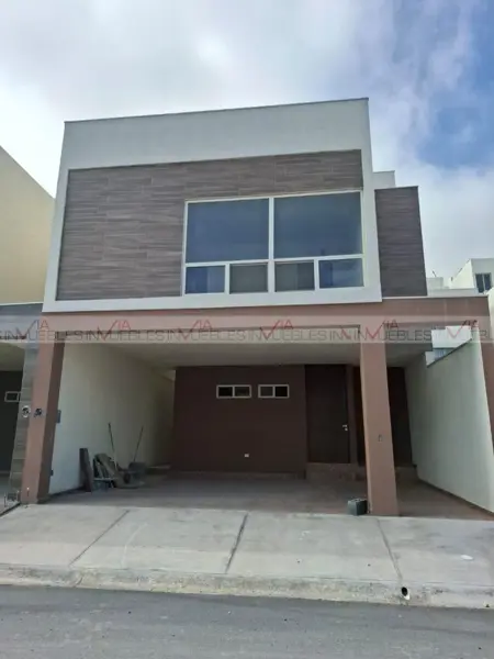 Casa en venta en Santoral, García — foto 2 de 14