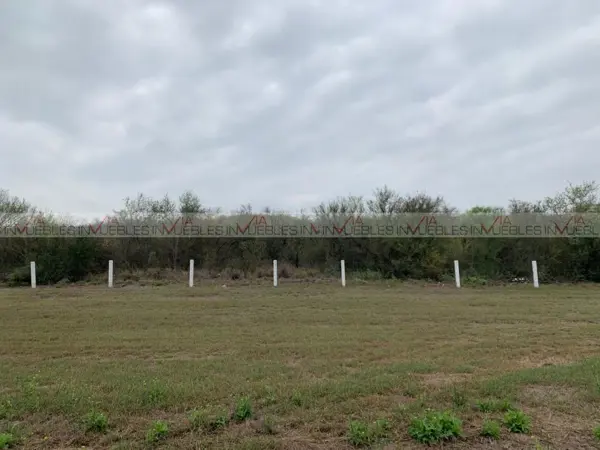 Terreno en venta en PEMEX Refinería, Cadereyta Jiménez — foto 2 de 10