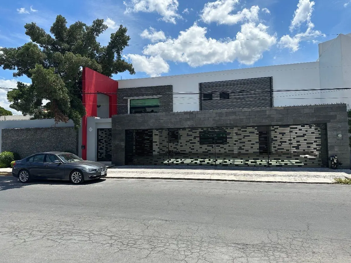 Casa en renta en Del Valle, San Pedro Garza García — foto 1 de 50