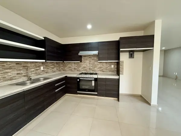Casa en venta en El Portezuelo, Mineral de la Reforma — foto 3 de 25