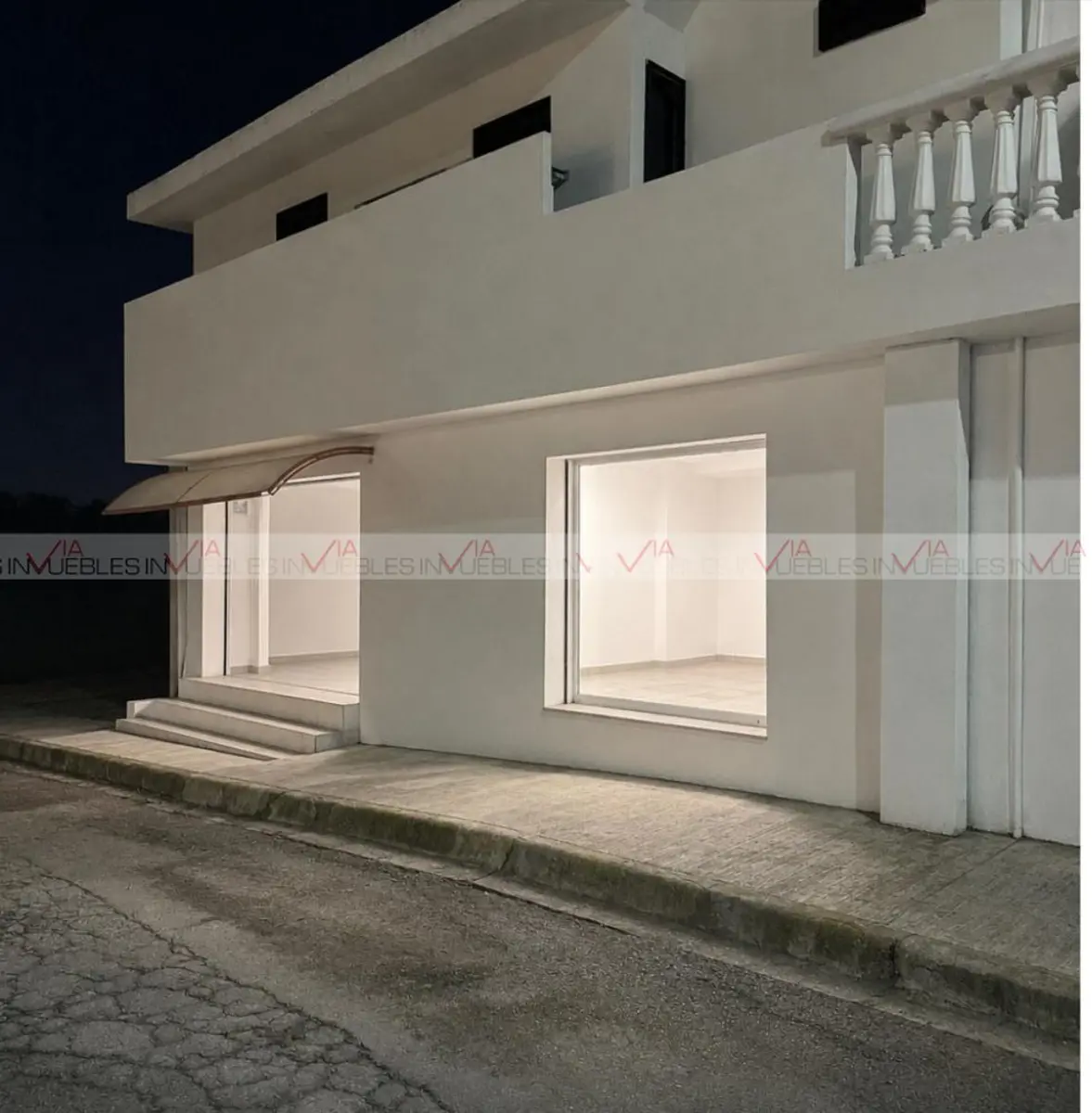 Local en venta en Residencial las Quintas, Guadalupe — foto 1 de 13