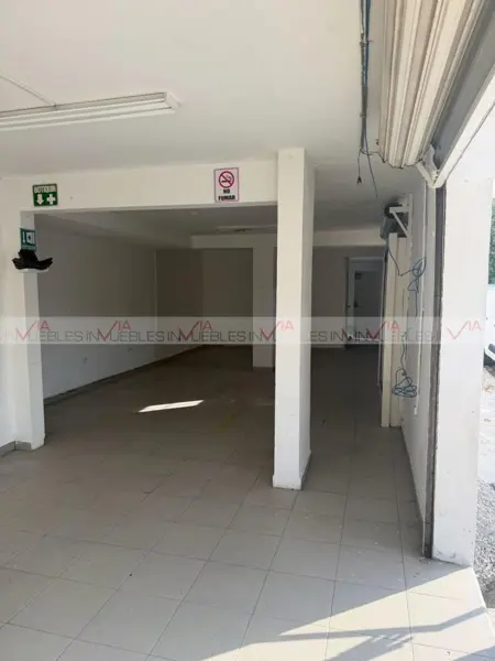 Local en venta en Residencial las Quintas, Guadalupe — foto 2 de 13