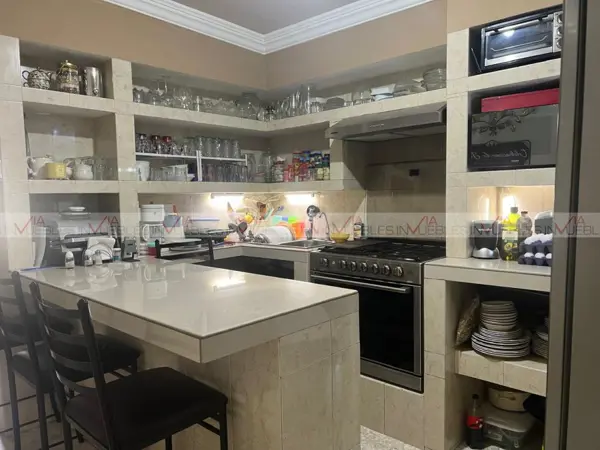 Casa en venta en Jardín de las Puentes, San Nicolás de los Garza — foto 2 de 20