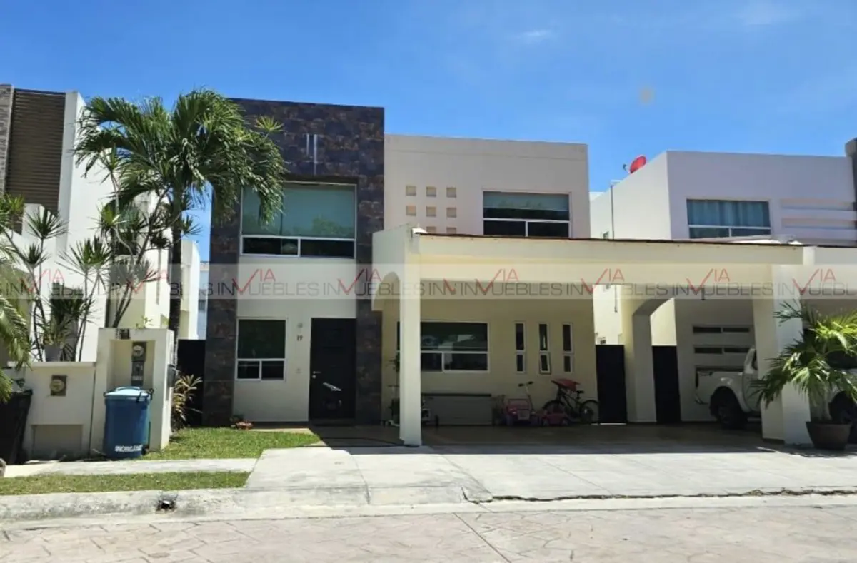Casa en venta en Residencial Cumbres, Benito Juárez — foto 1 de 10