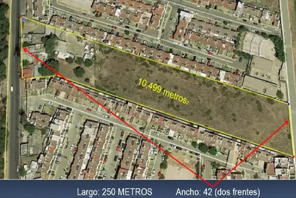 Gran Oportunidad! Terreno con Uso de Suelo Comercial y Habitacional