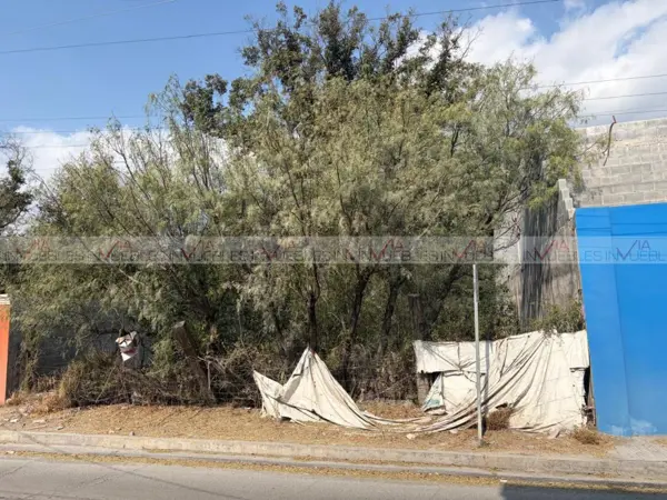 Terreno en venta en García Centro, García — foto 3 de 9