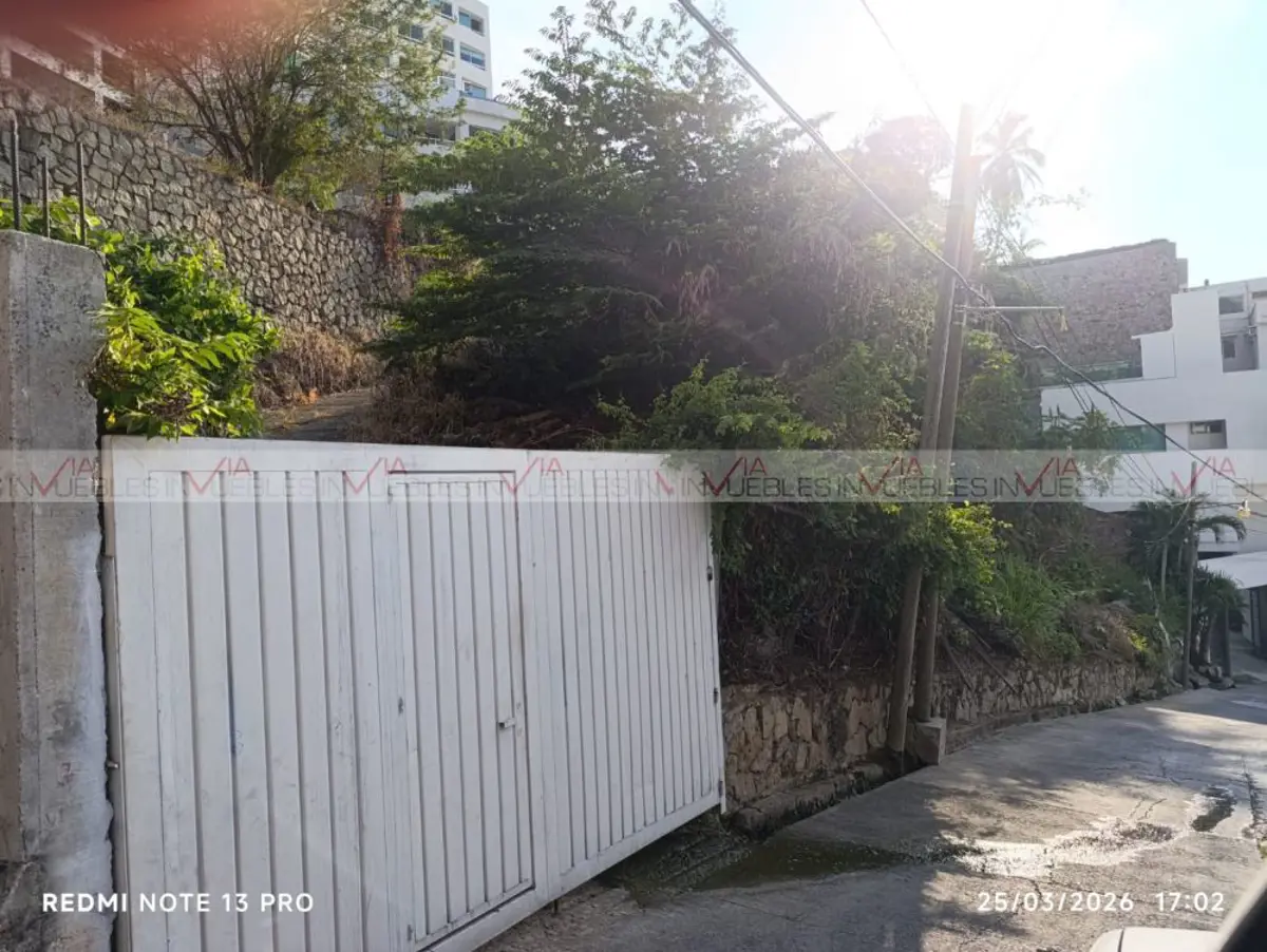 Terreno en venta en Playa Guitarrón, Acapulco de Juárez — foto 1 de 14