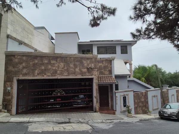 Casa en renta en Colonial La Sierra, San Pedro Garza García — foto 2 de 24