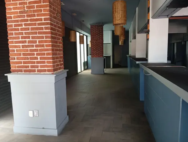 se renta local en Av Sor Juana, Tlalnepantla Centro