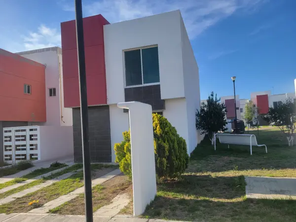 Casa en venta en Banús, San Agustín Tlaxiaca — foto 2 de 17