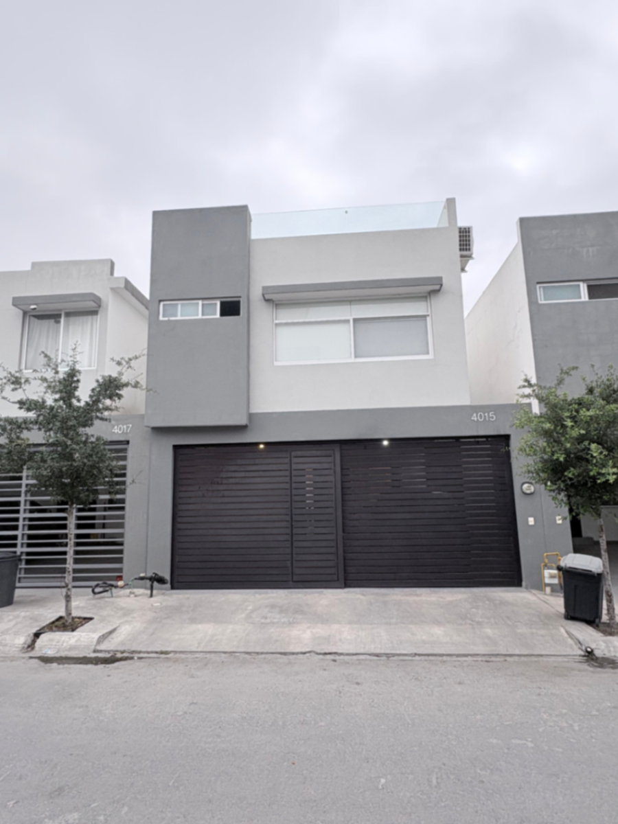 Casa en venta en Cumbres Jade, Monterrey — foto 1 de 32