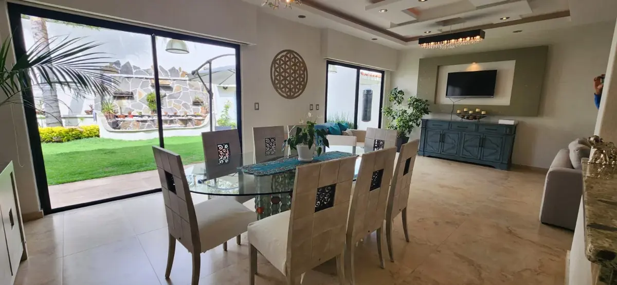 Casa en venta en Bosque Esmeralda, Atizapán de Zaragoza — foto 1 de 11