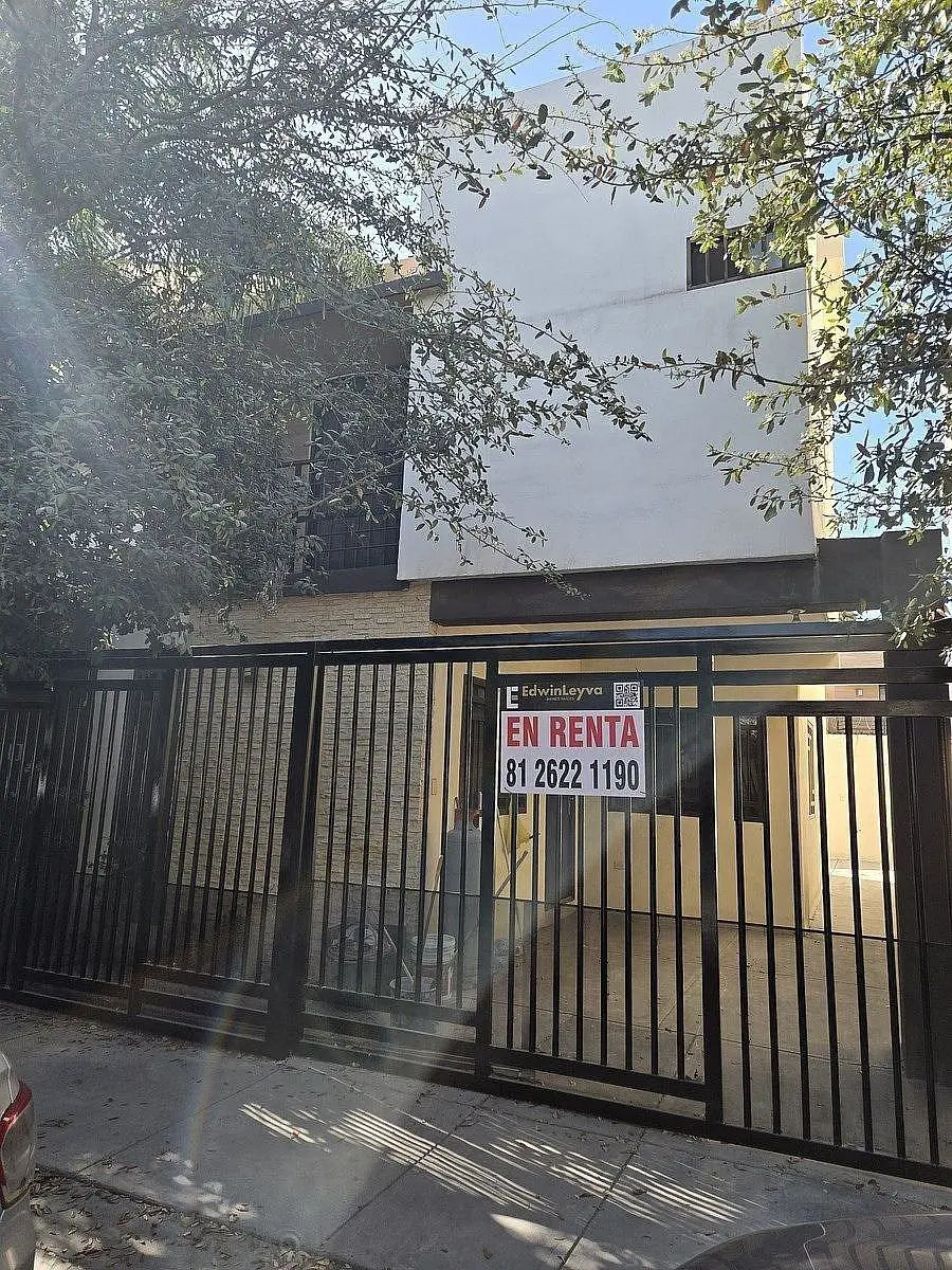 Casa en renta en Calabria Residencial, Apodaca — foto 1 de 20