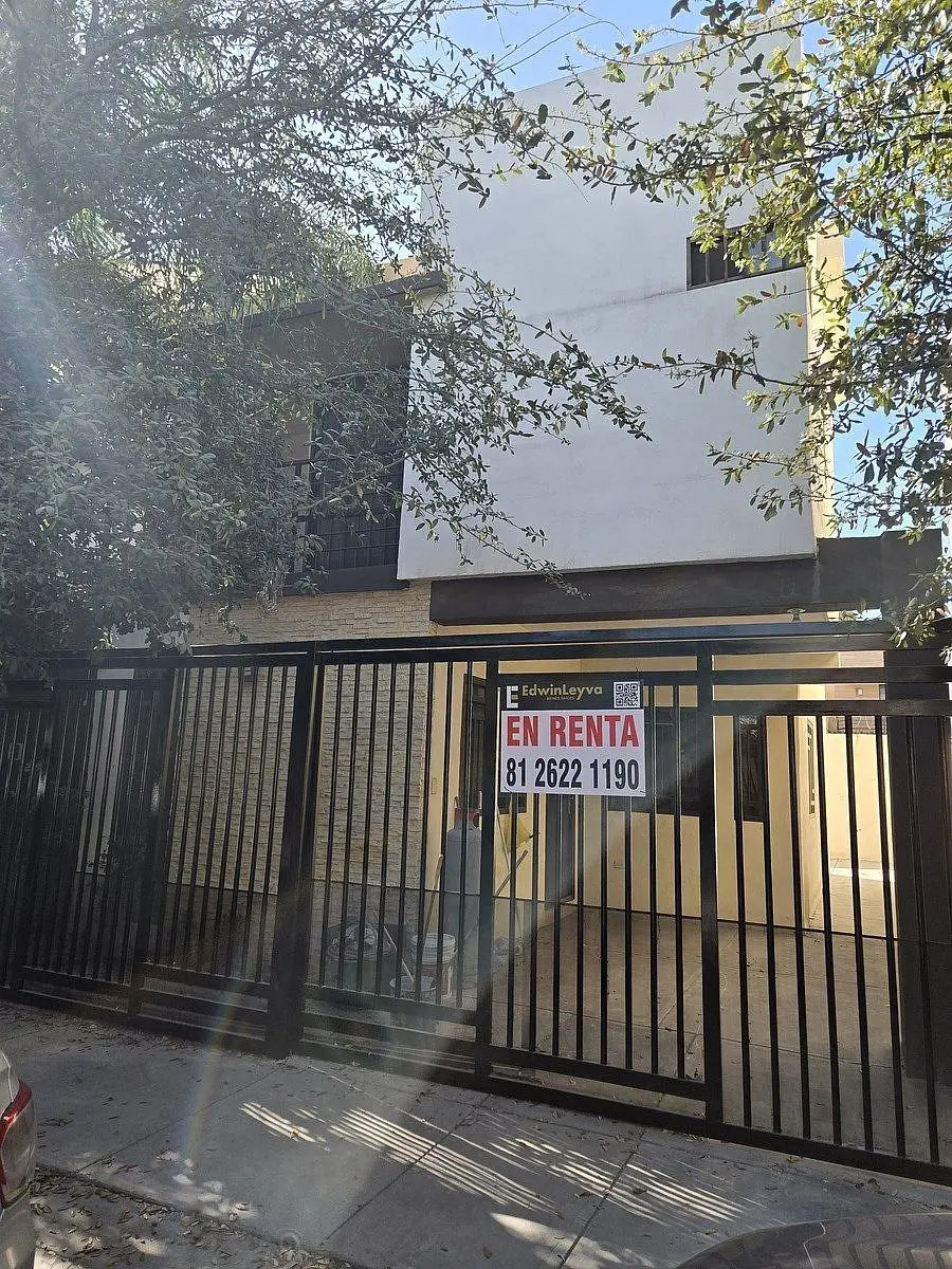 Casa en renta en Calabria Residencial, Apodaca — foto 1 de 20