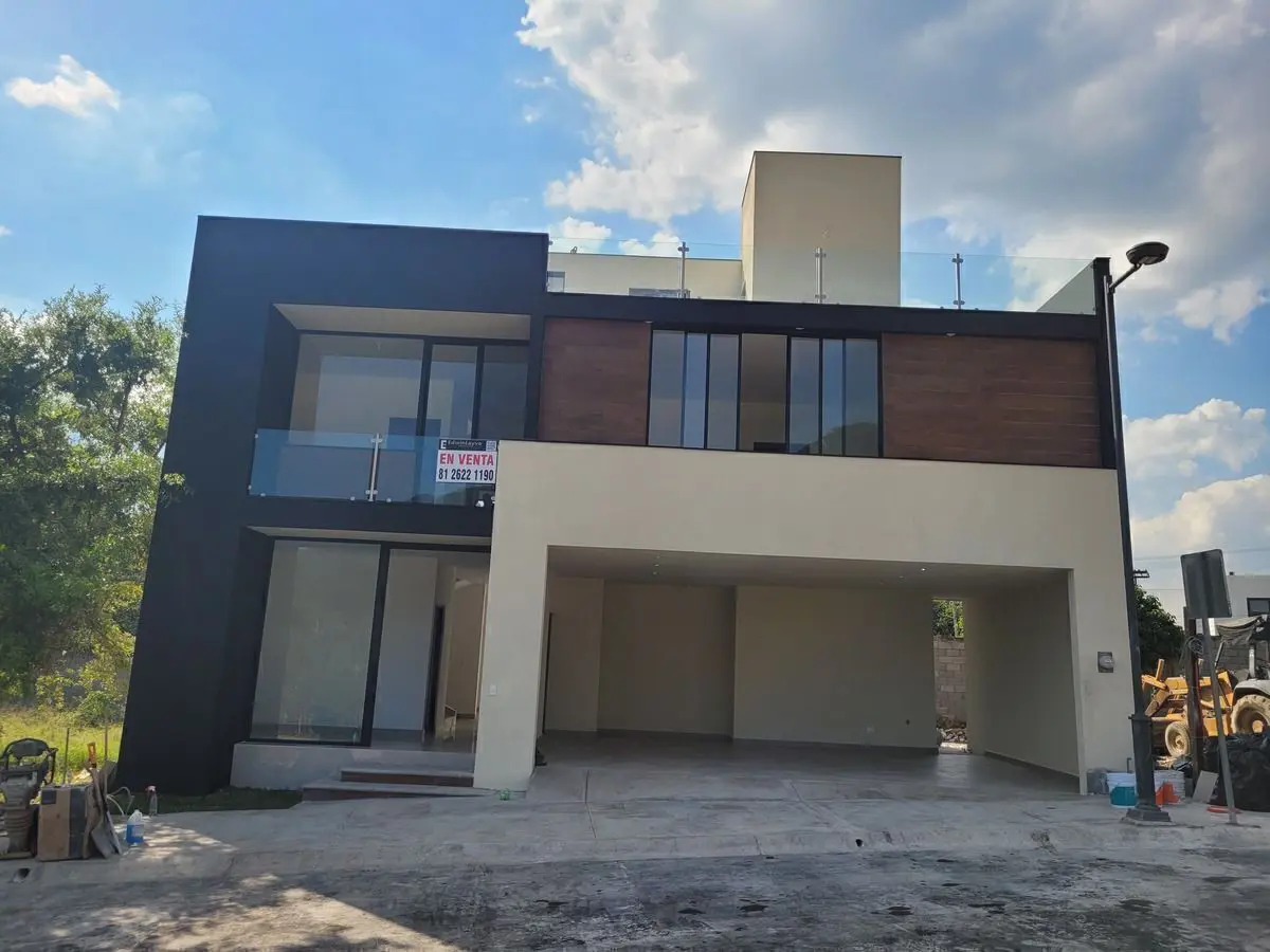 Casa en venta en El Barro, Monterrey — foto 1 de 27