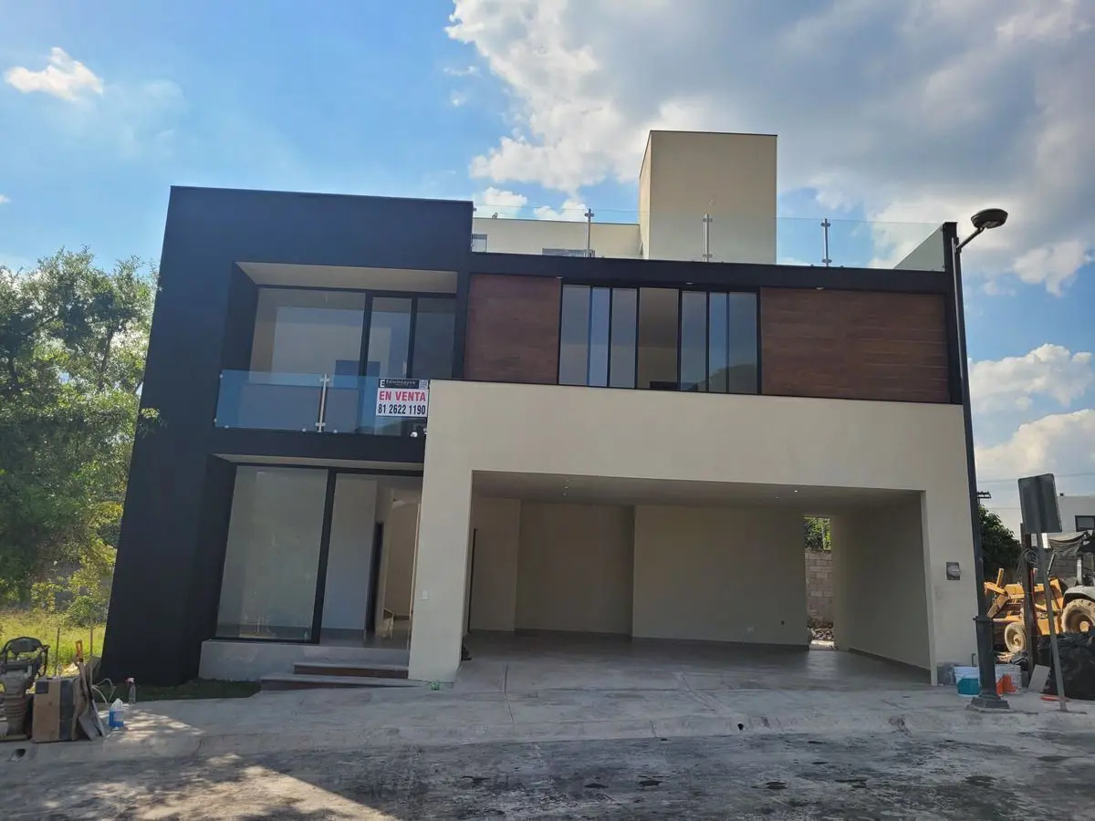 Casa en venta en El Barro, Monterrey — foto 1 de 27