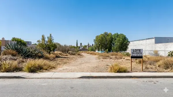 Terreno en venta en Fundadores, Saltillo — foto 2 de 8