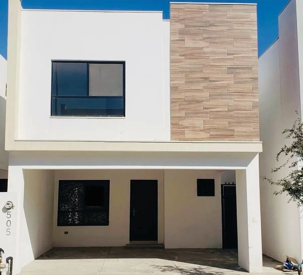 Casa en renta en Cumbres Provenza, García — foto 1 de 16