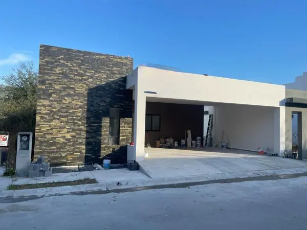 Casa en VENTA en ÁLAMO SUR en Santiago NL
