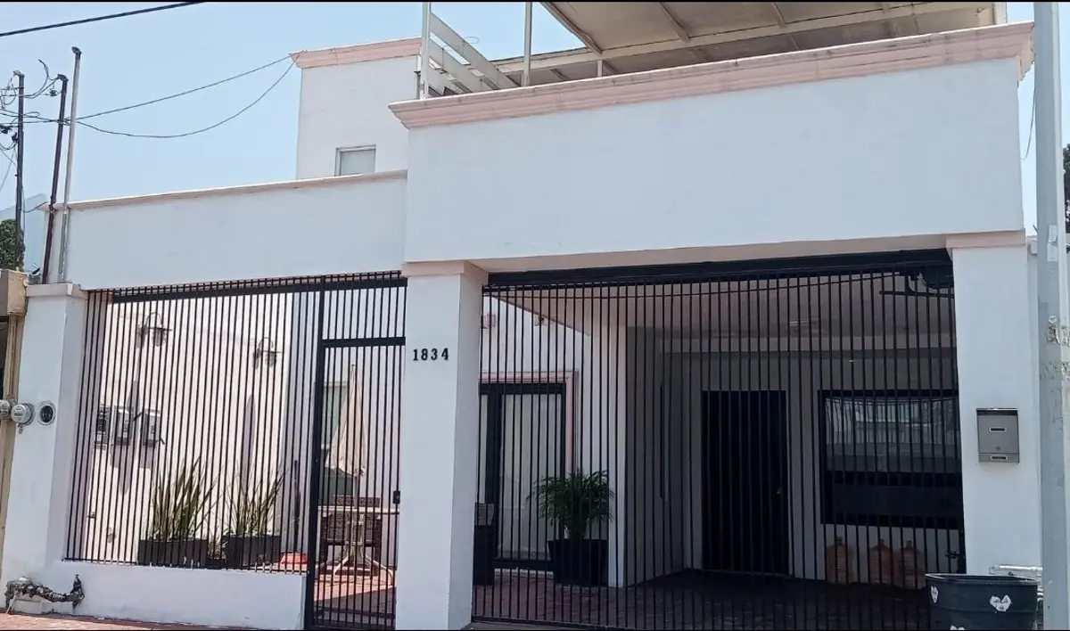 Casa en venta en Jardin Español, Monterrey — foto 1 de 10